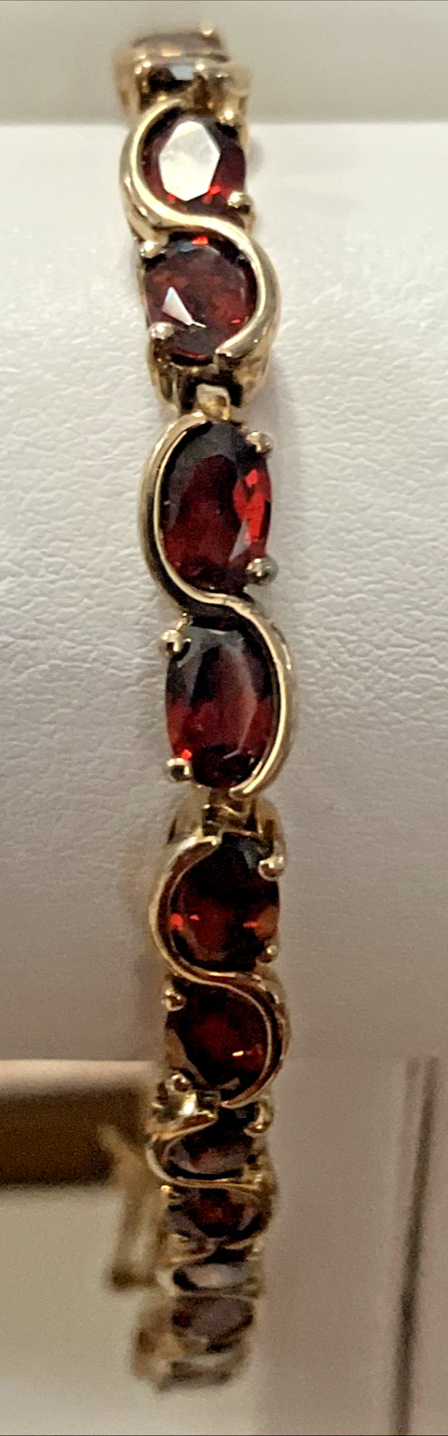 925 Sterling Silver Red CZ Tennis Bracelet 11.8grams 5mm 7”.5 Gold-Tone PreOwned