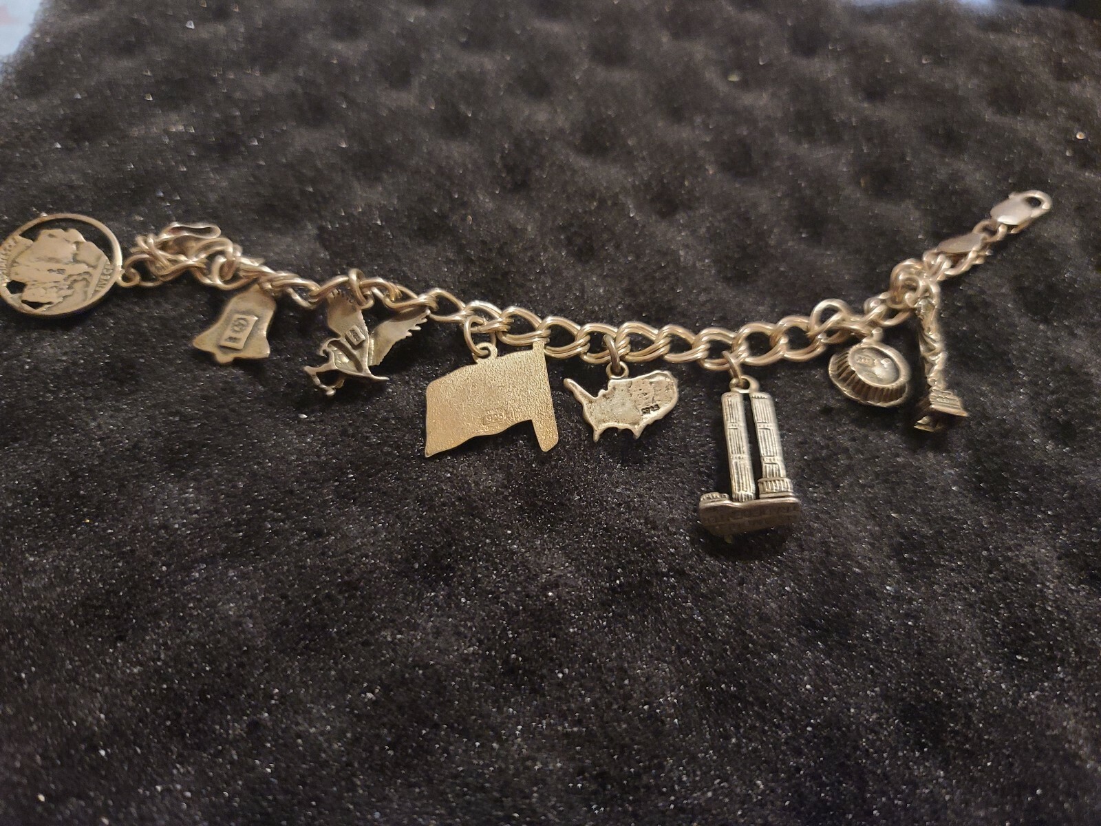 Sterling 925 Patriotic Bracelet with 8 sterling charms UNITED STATES