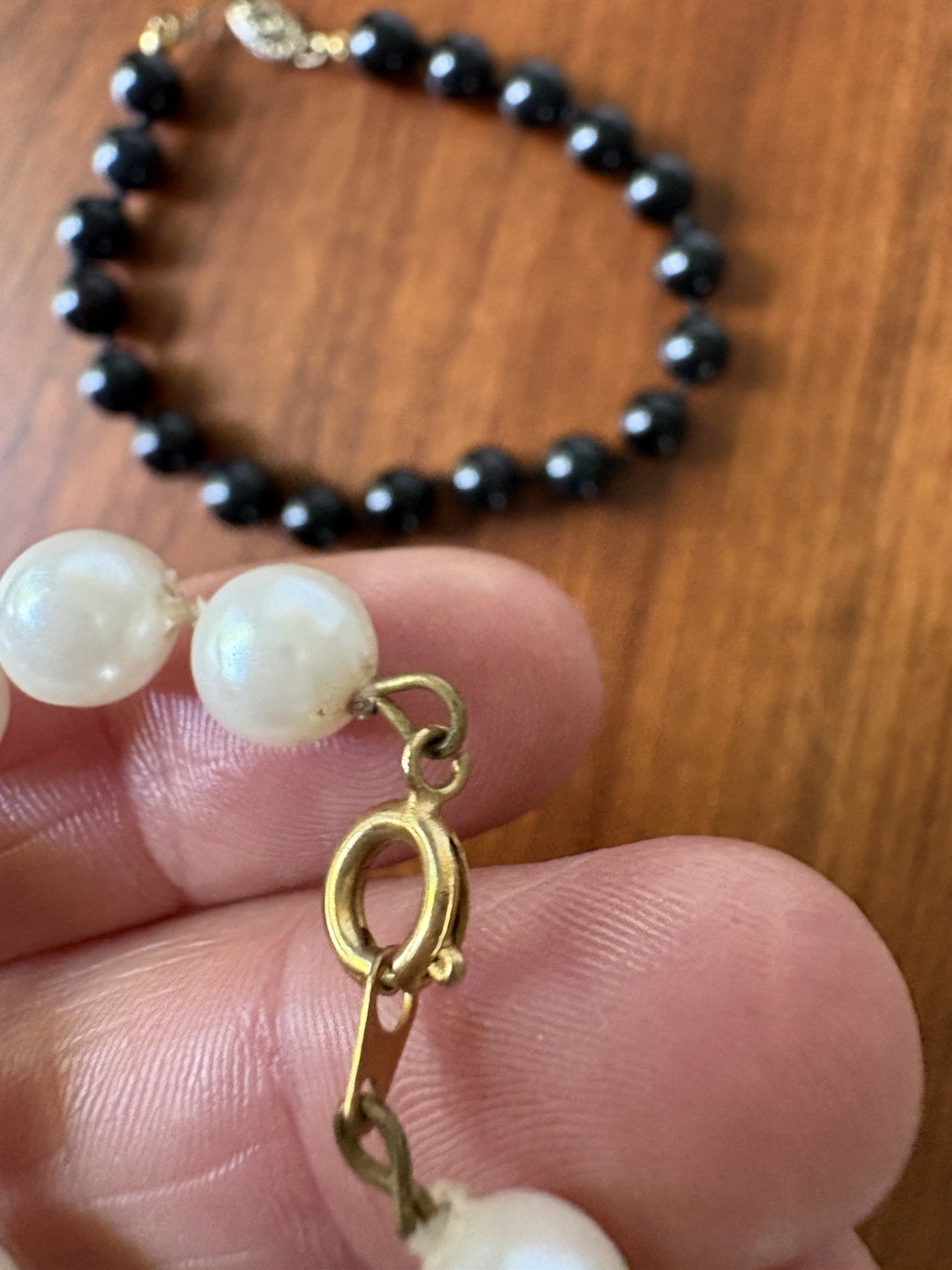 Lot of 2 bracelets- 1 Black & 1 White Beaded Bracelet Dangle Lobster Clasp 8 in