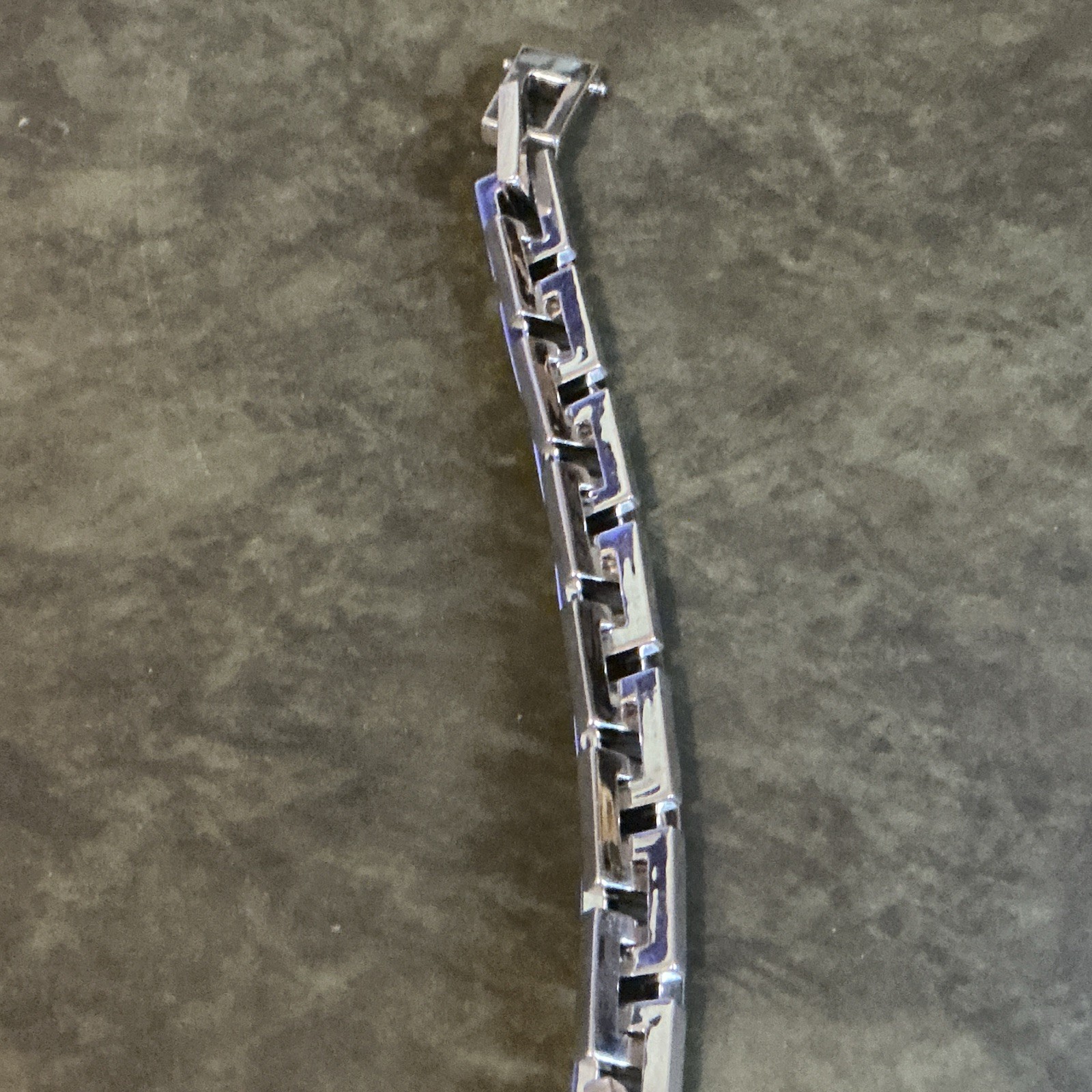 Bronze Milor Italy Link Shaped Bracelet NWT Magnetic With Snaps
