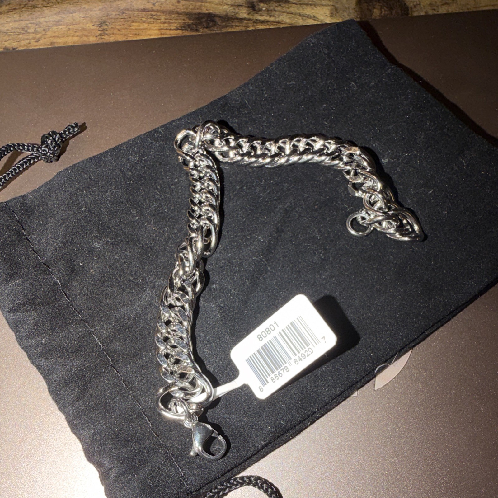 Silver Tone Curb Link Chain Bracelet, Lobster Clasp Closure, No Stone 80801