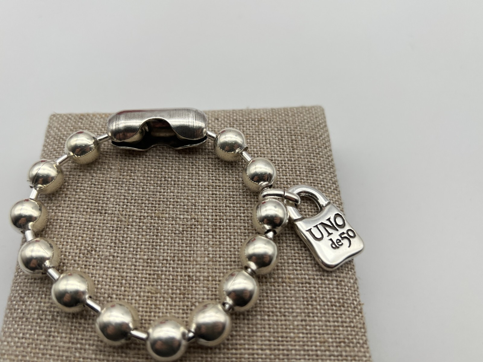 NEW Uno de 50 SNOWFLAKE Bracelet Sterling Silver Plated Beads Size Large