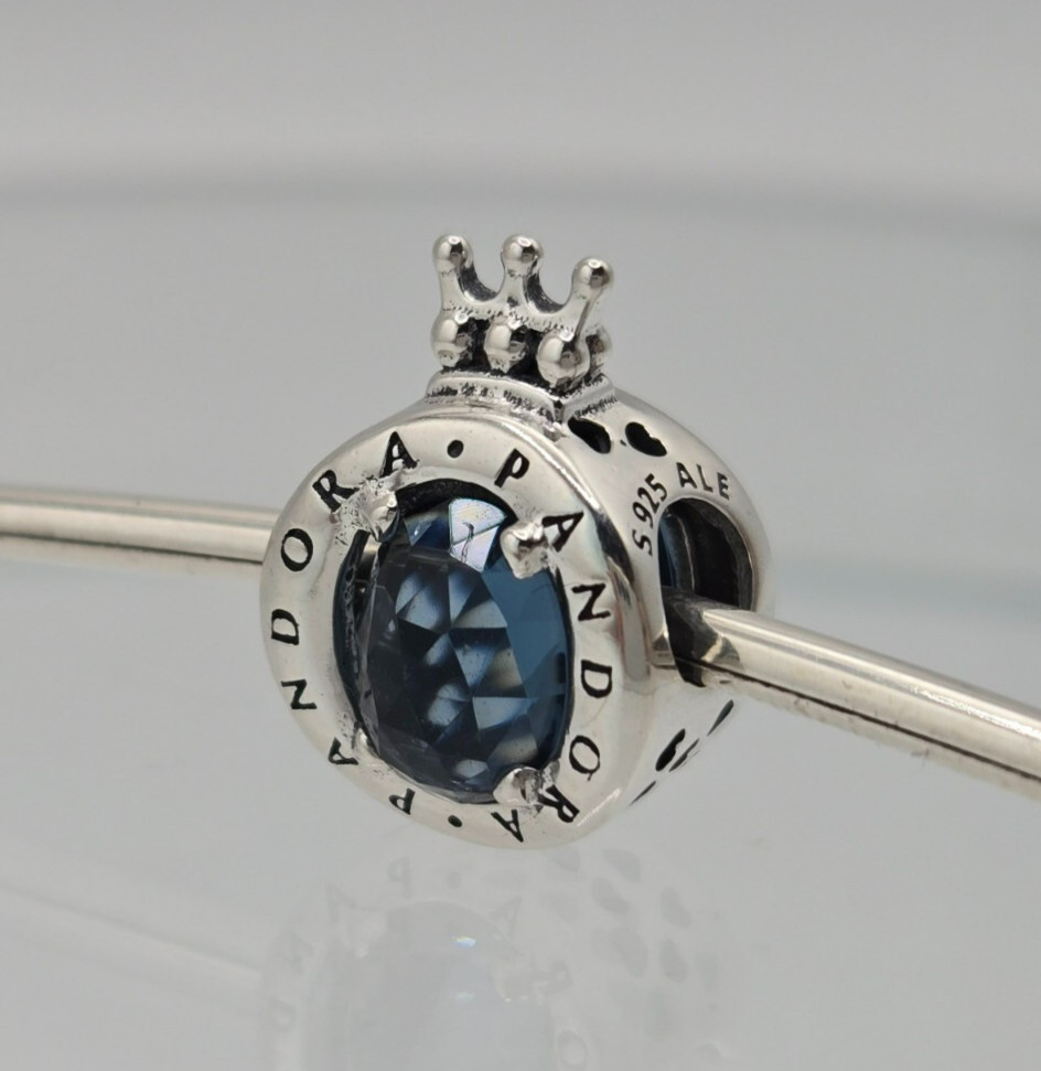 Authentic Pandora Silver Sparkling Crown “O” Blue Moments Silver Charm