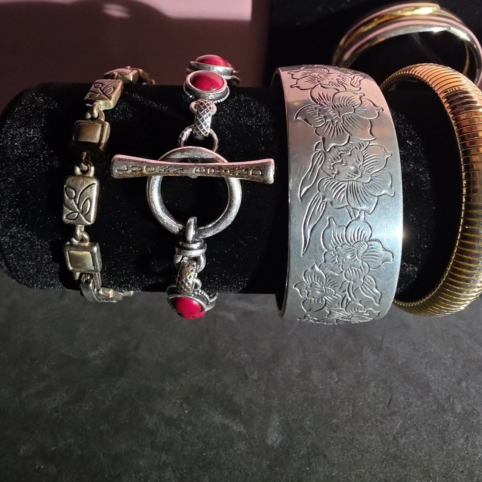 Genguil Signed Engraved Bracelet Lot Silver/Gold Cuff & Toggle Red Oval Stone