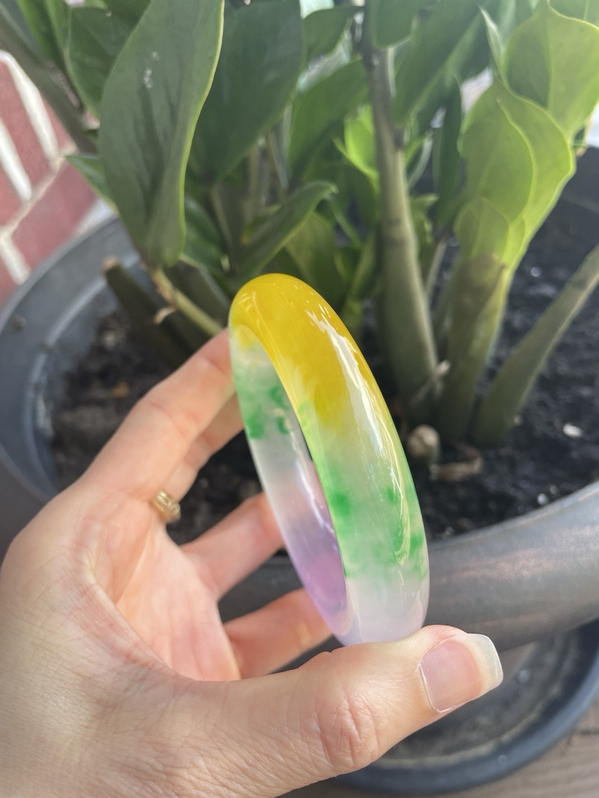 Multicolor Translucent stone bangle Round Shape Yellow Green Purple White 57mm