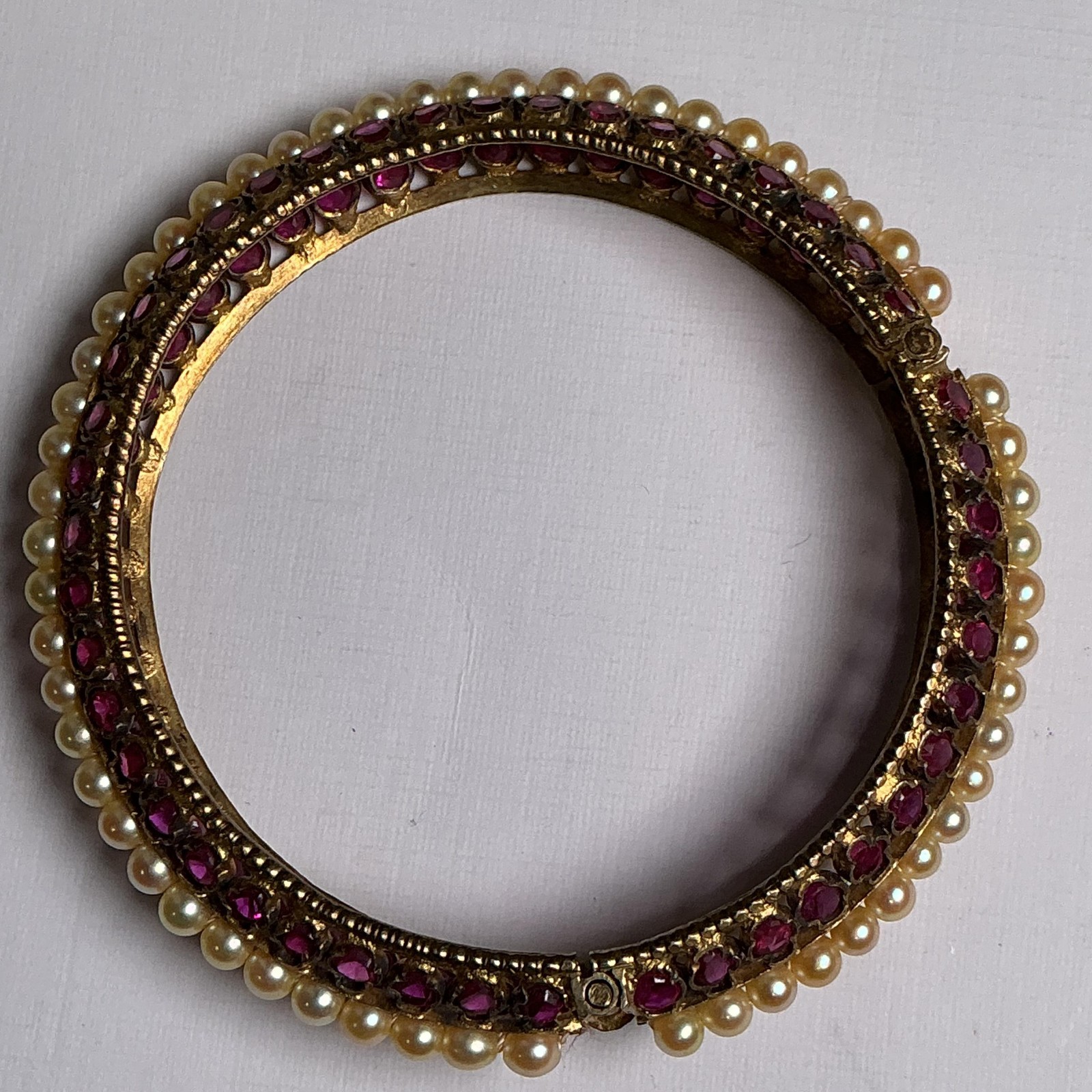 Gold Tone Red Glass Pearl Bangle Bracelet Womens 8 In Push Lock Costume Jewelry