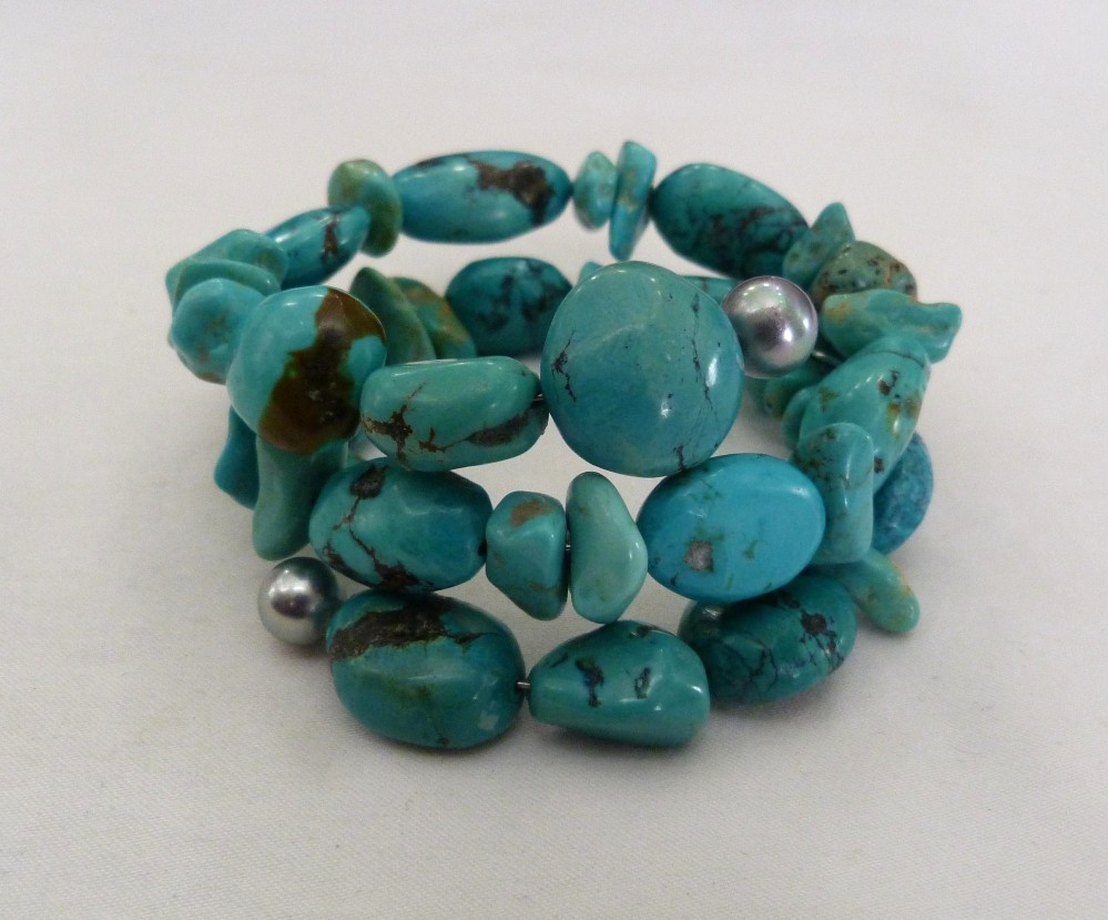 1 3/4″ WIDE LARGE TURQUOISE NUGGET BEADS WIRE WRAP BRACELET ~ 76.29 GRAMS