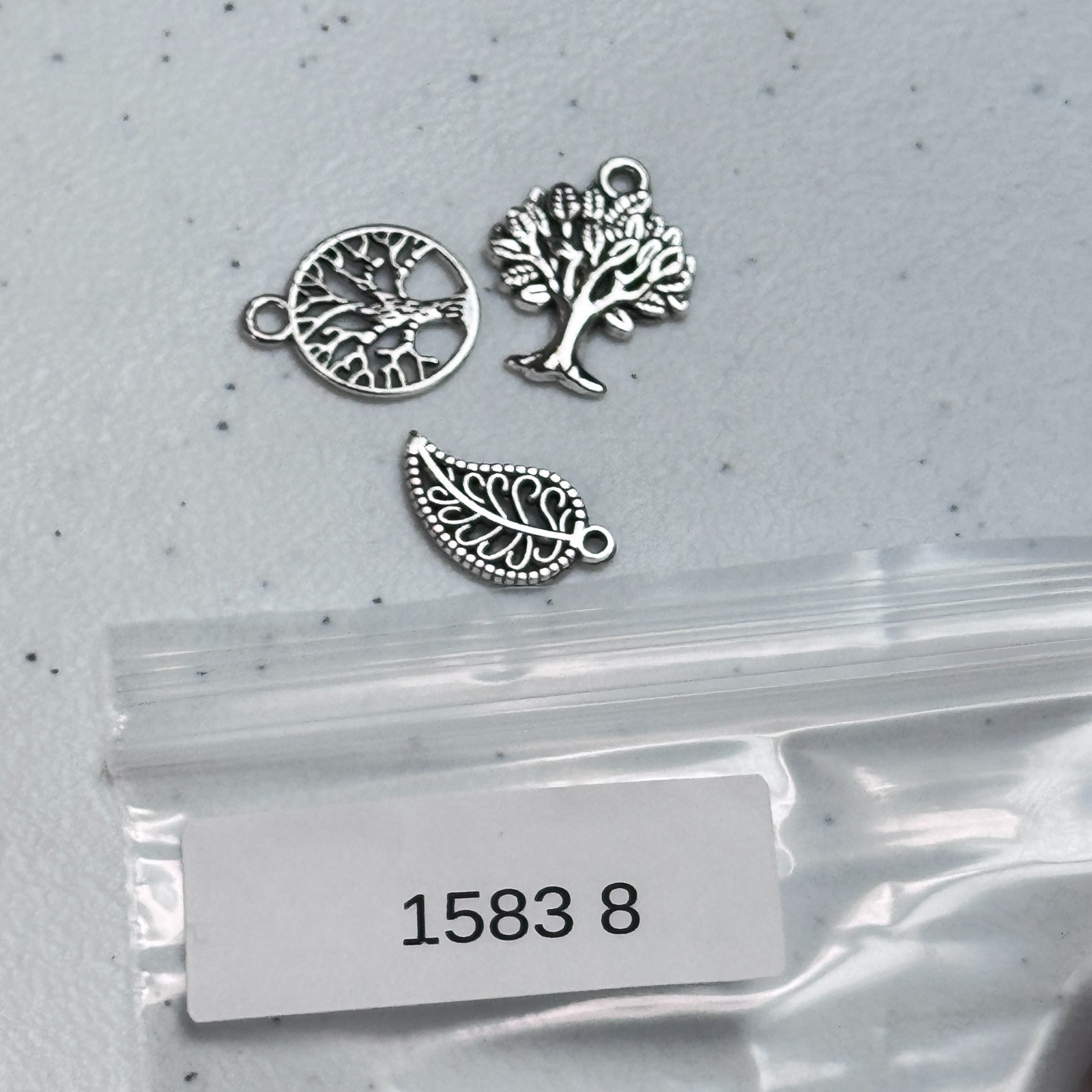 Silver Tone Tree of life leaf leaves Bracelet Charms Pendant set 3 1583-8a