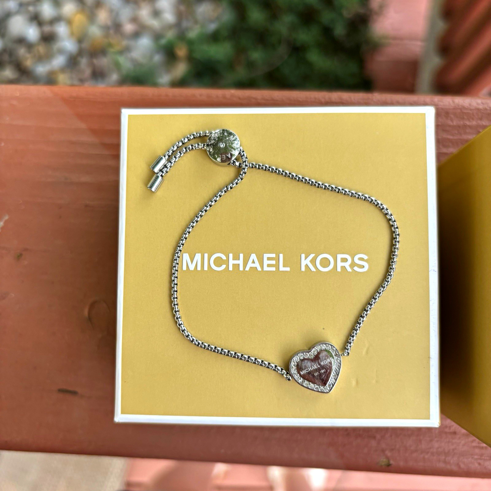 Michael Kors Heritage Heart Charm Bracelet Adjustable Slider Silver Crystal Pavé