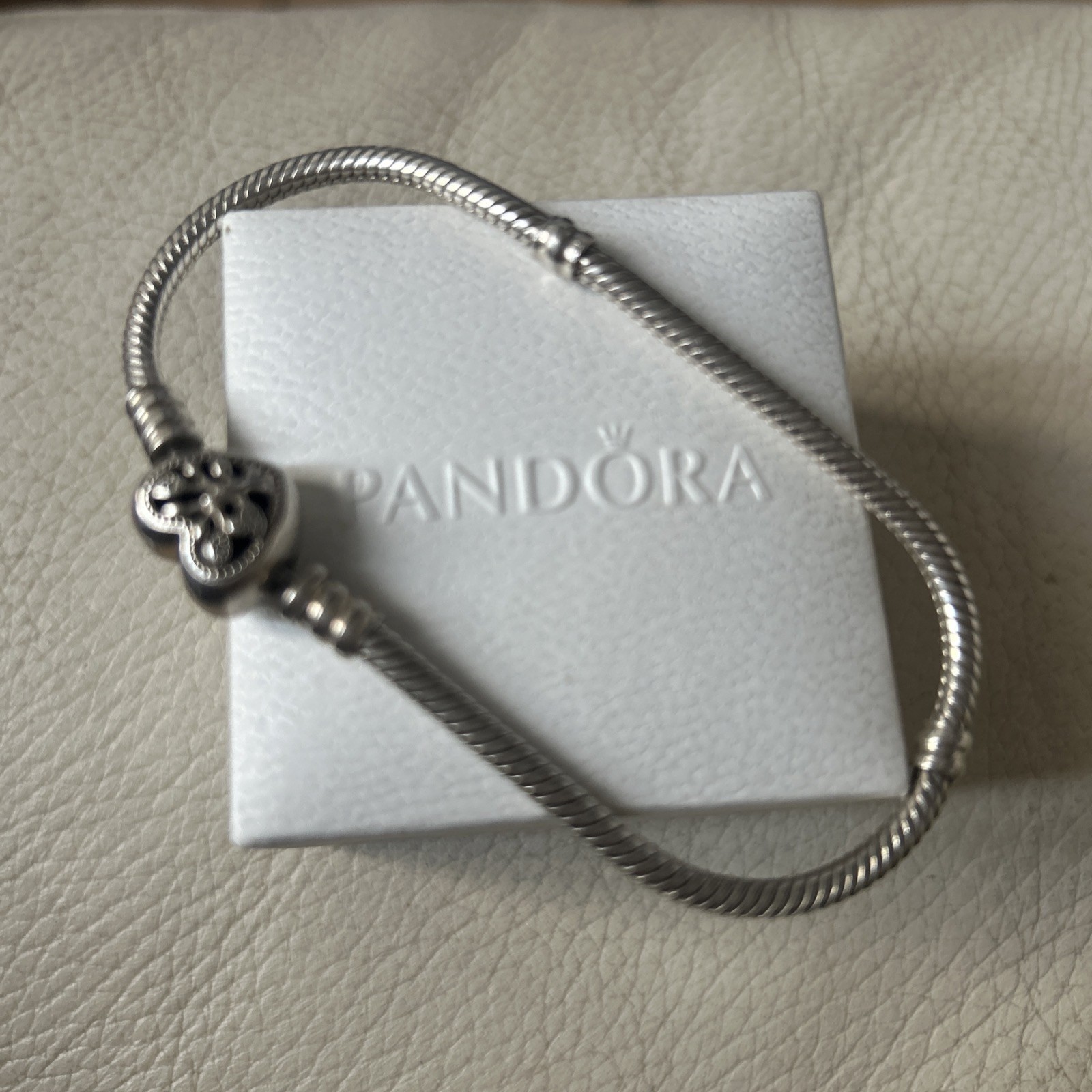 Authentic Pandora S925 barrel heart clasp, Snake Chain Bracelet , Family