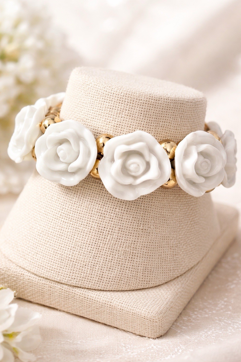 White Rose Flower Stretch Bracelet Gold Tone Beads Floral Statement Jewelry Gift