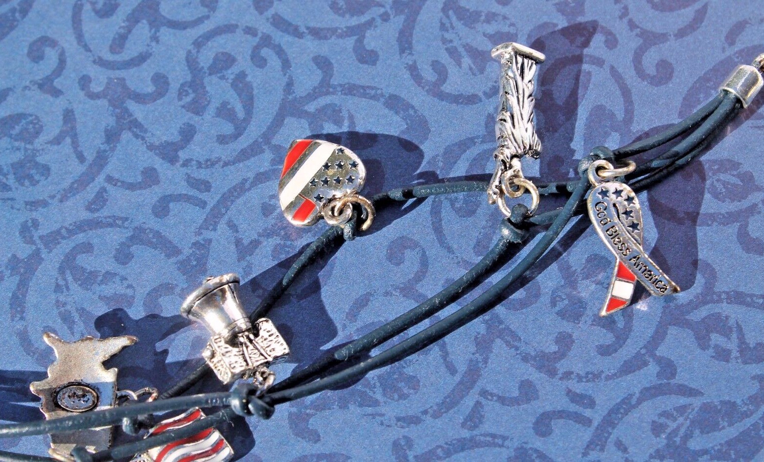 Americana Bracelet Statue of Liberty Bell Flag Star USA, 7 Enamel Charms