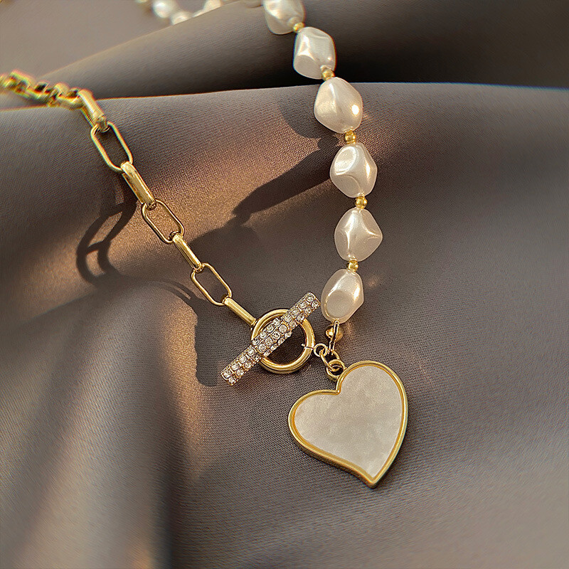 Woman 18K Gold Plated CZ Heart Charm Mother of Pearl Sweater Chain Toggle