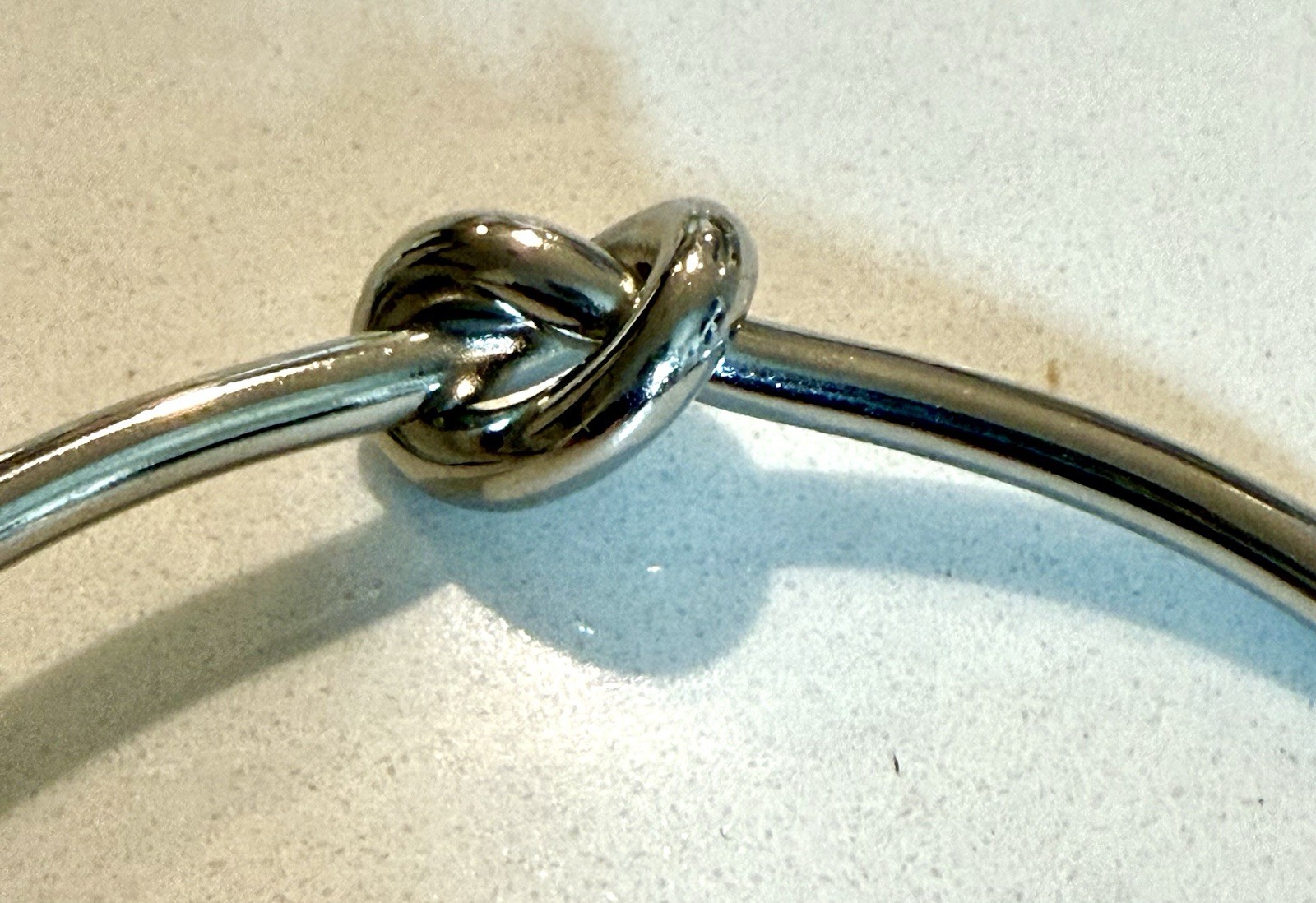 Stainless Steel Silver Tone Metal Knot Shape Cuff Bracelet Classic Simple Style