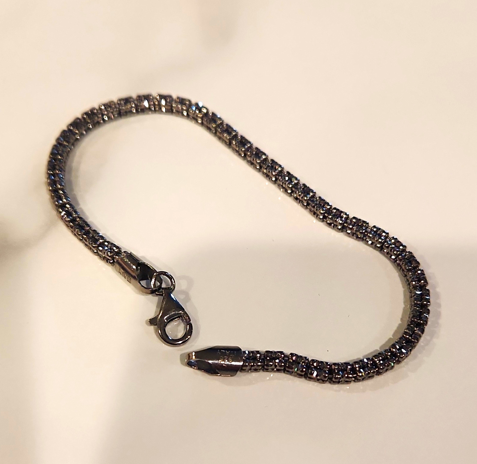7.5″ Iced Barrel Tennis Bracelet