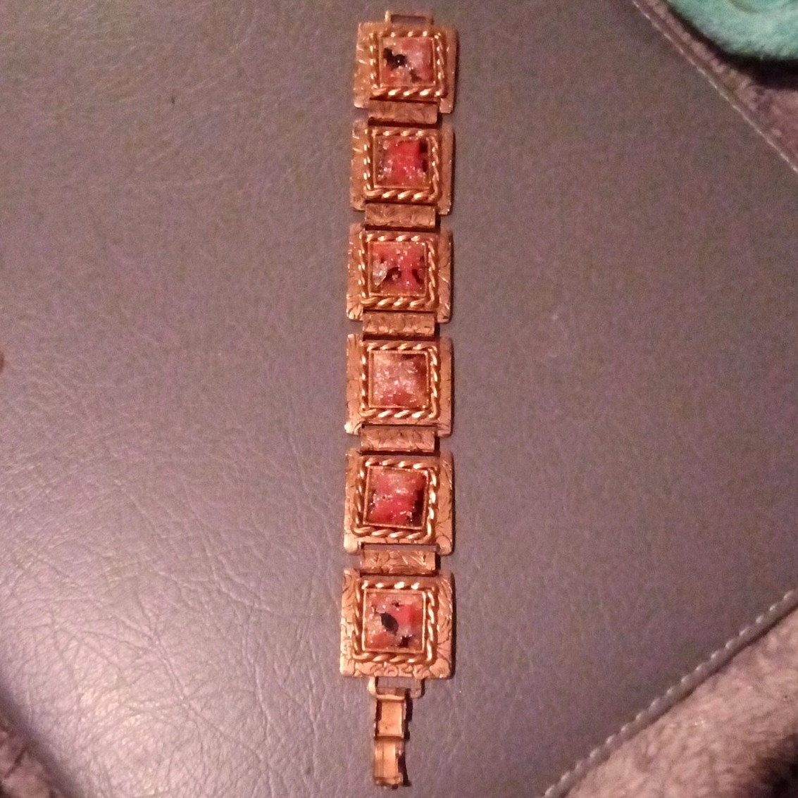 Gold Tone Engraved Link Bracelet Square Red/Black Stone Panels Bezel Box Clasp