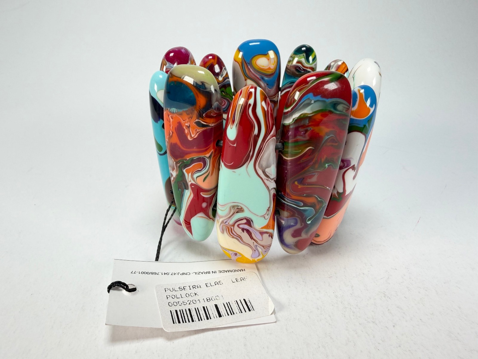 Sobral – Multi-Colour “Leaf” Pollock Elasticated Resin Bracelet ( 005520 )