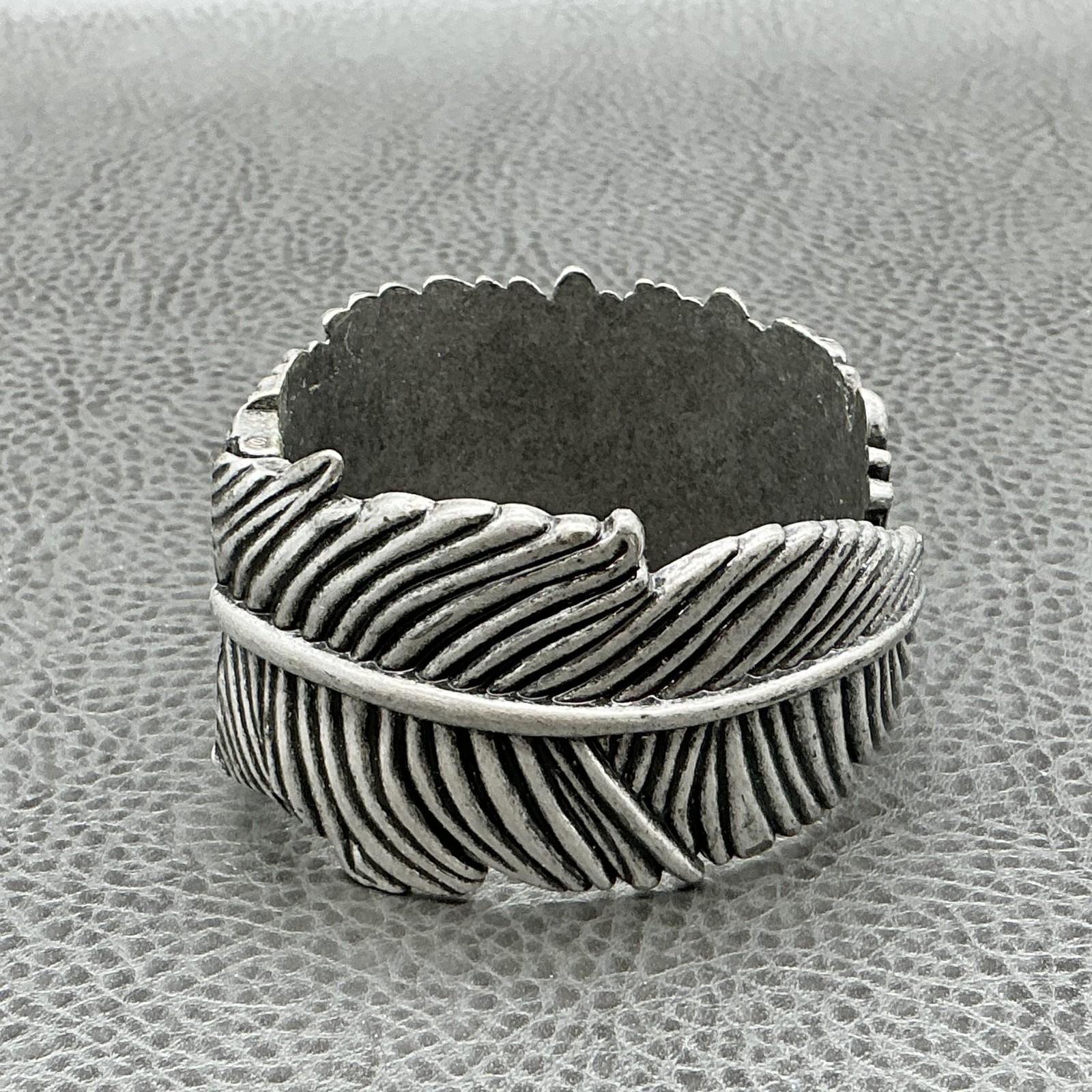 Bracelet Silver Tone Feather Leaf Wide Cuff Womens 7 In Nature Snap Jewelry