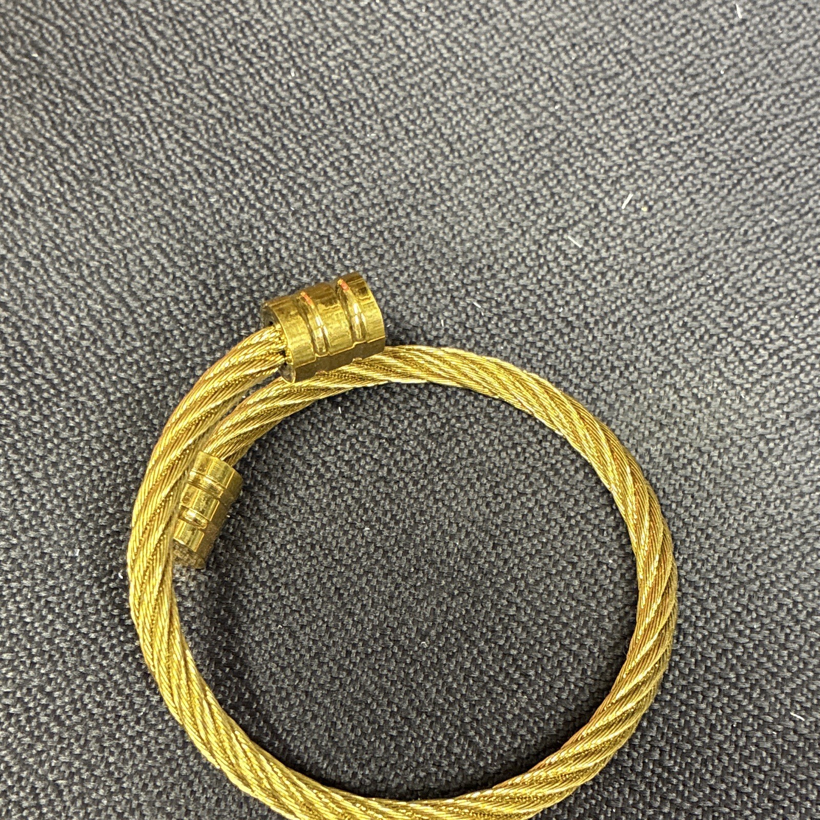 Gold Tone Stainless Steel Cable Bangle Bracelet, Round, Screw Closure, No Stone