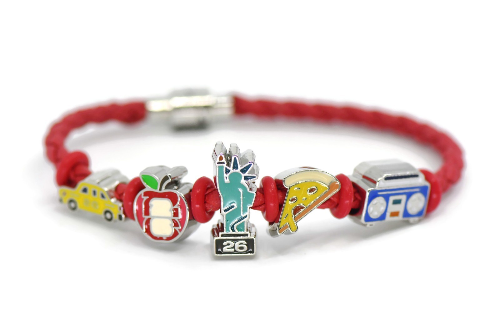 Bank of America FIFA World Cup 2026 Charm Bracelet New York City Size S Red