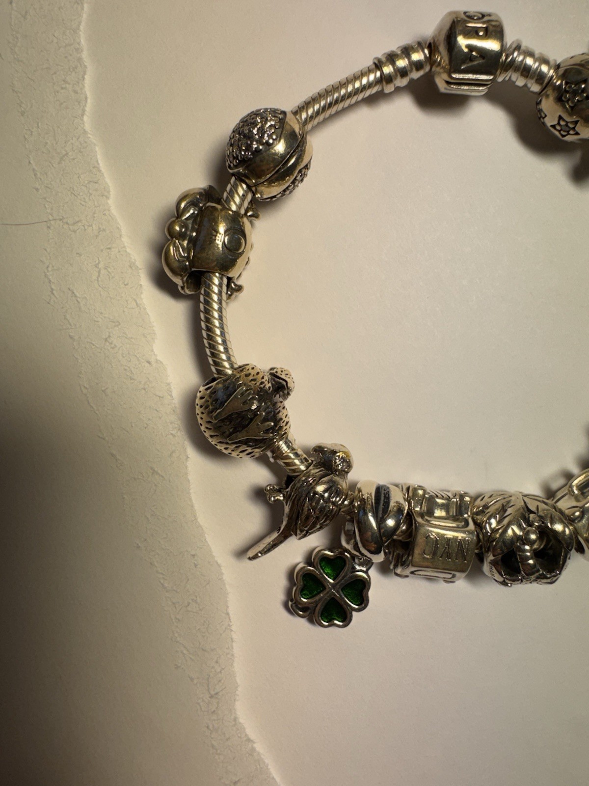 Pandora Bracelet With 14 Charms