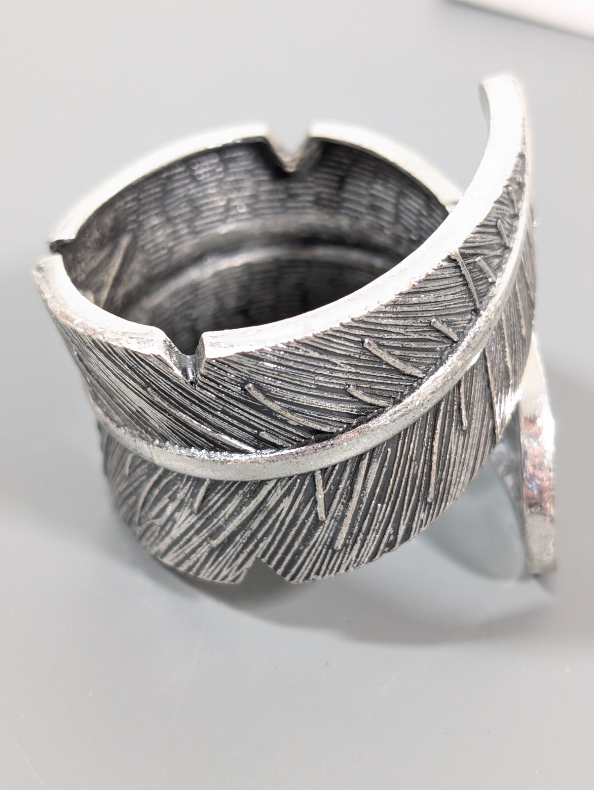Boho Silver Tone Textured Feather Wide HInge Cuff Bracelet Western Coastal 6.5″
