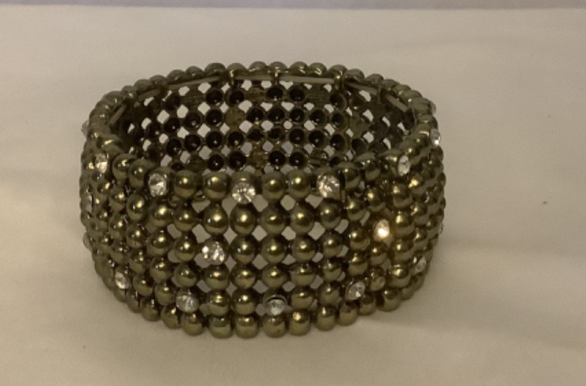 Gold Metal and Clear Crystal Stretch Bracelet