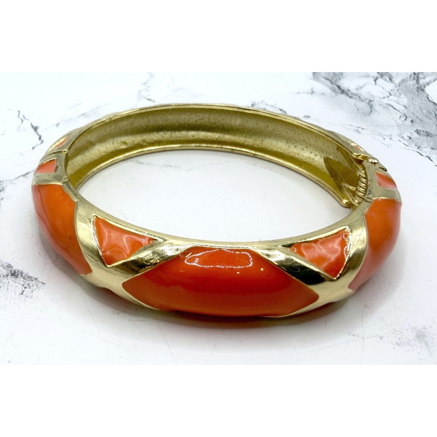 Orange Enamel Gold Tone Hinged Clamper Bangle Bracelet Geometric 8 Inch