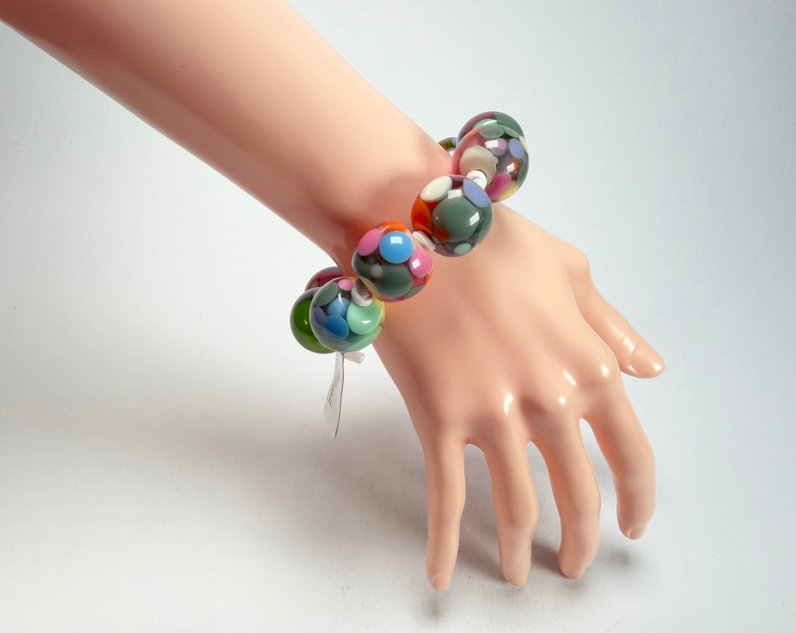 Jackie Brazil “Spots” Spotted Balls On Elastic Resin Bracelet ( B1470 )