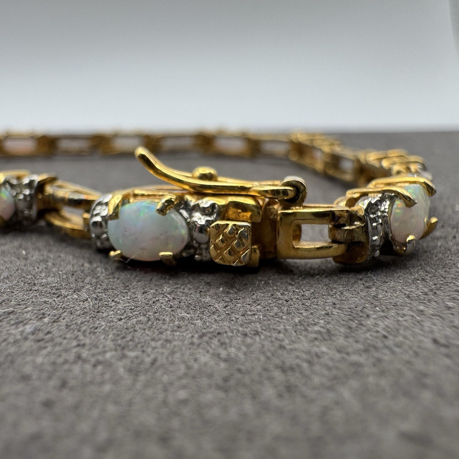 Vintage 925 Sterling Silver Gold Tone Oval White Faux Opal Link Bracelet