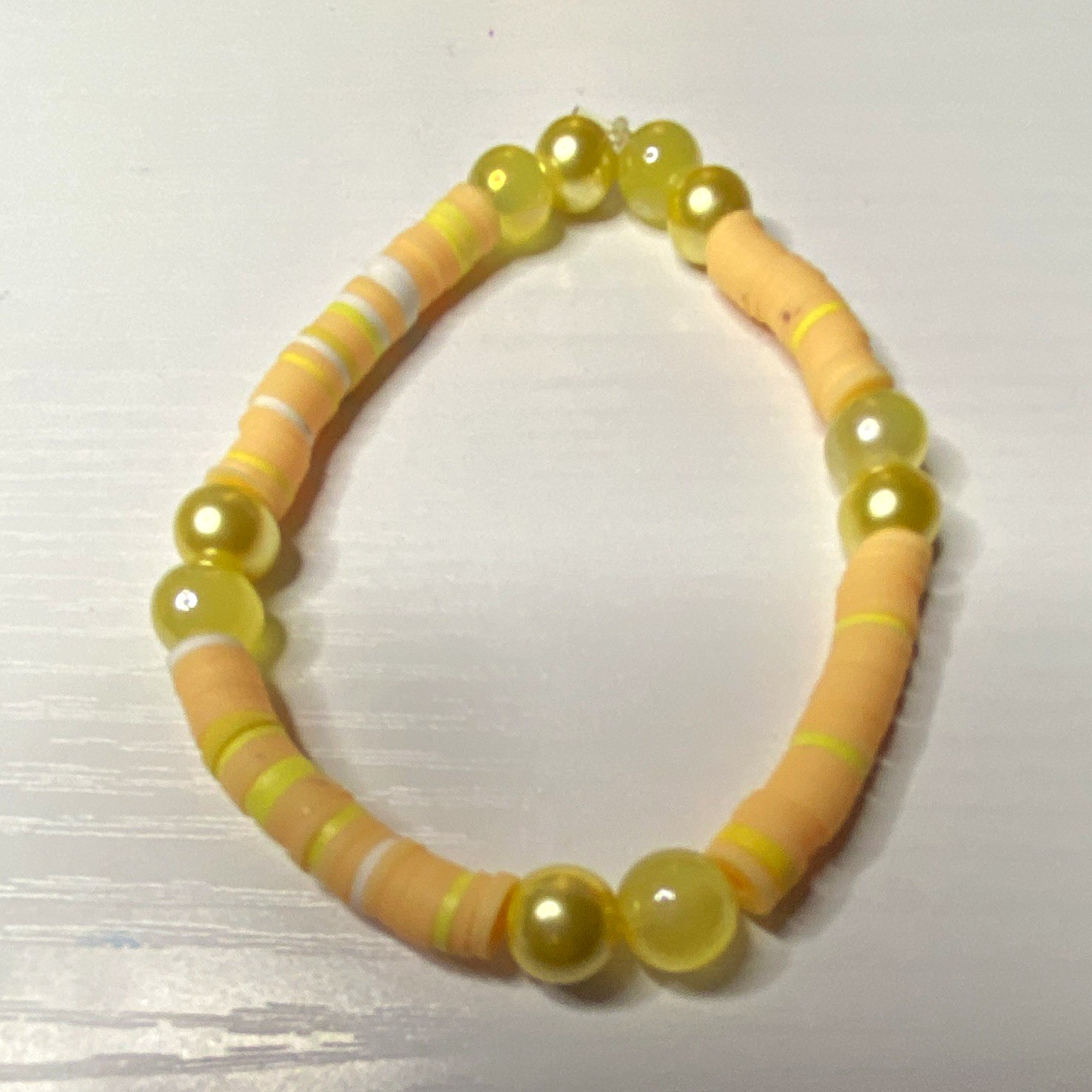 Yellow & White beaded Stretch Bracelet, Round Plastic Beads, Stackable, 7.5 in
