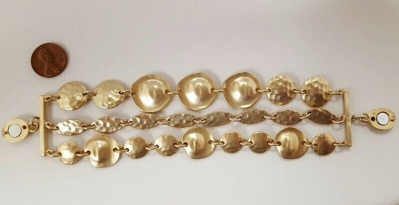 ANTIQUE BRUSHED GOLD HAMMERED MEDALLIONS BOHO HIPPIE 3 CHAIN 7.5″ BRACELET V216