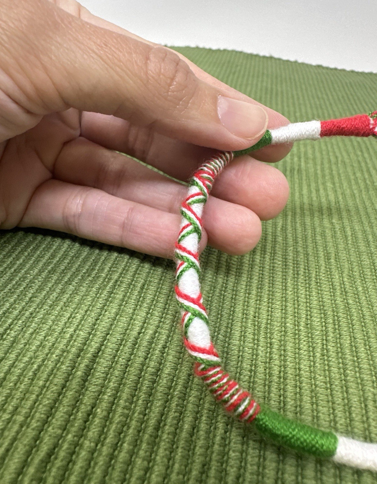 Italian Flag Braided Bracelet – Handmade Unisex Adjustable Italy Colors Jewelry