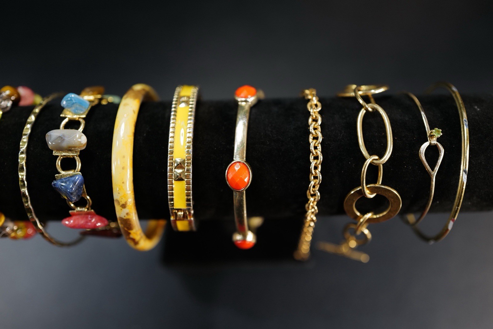 10 Pc Bracelet Gold Tone Multicolored Blue Yellow Red Mix Styles Bangles J17