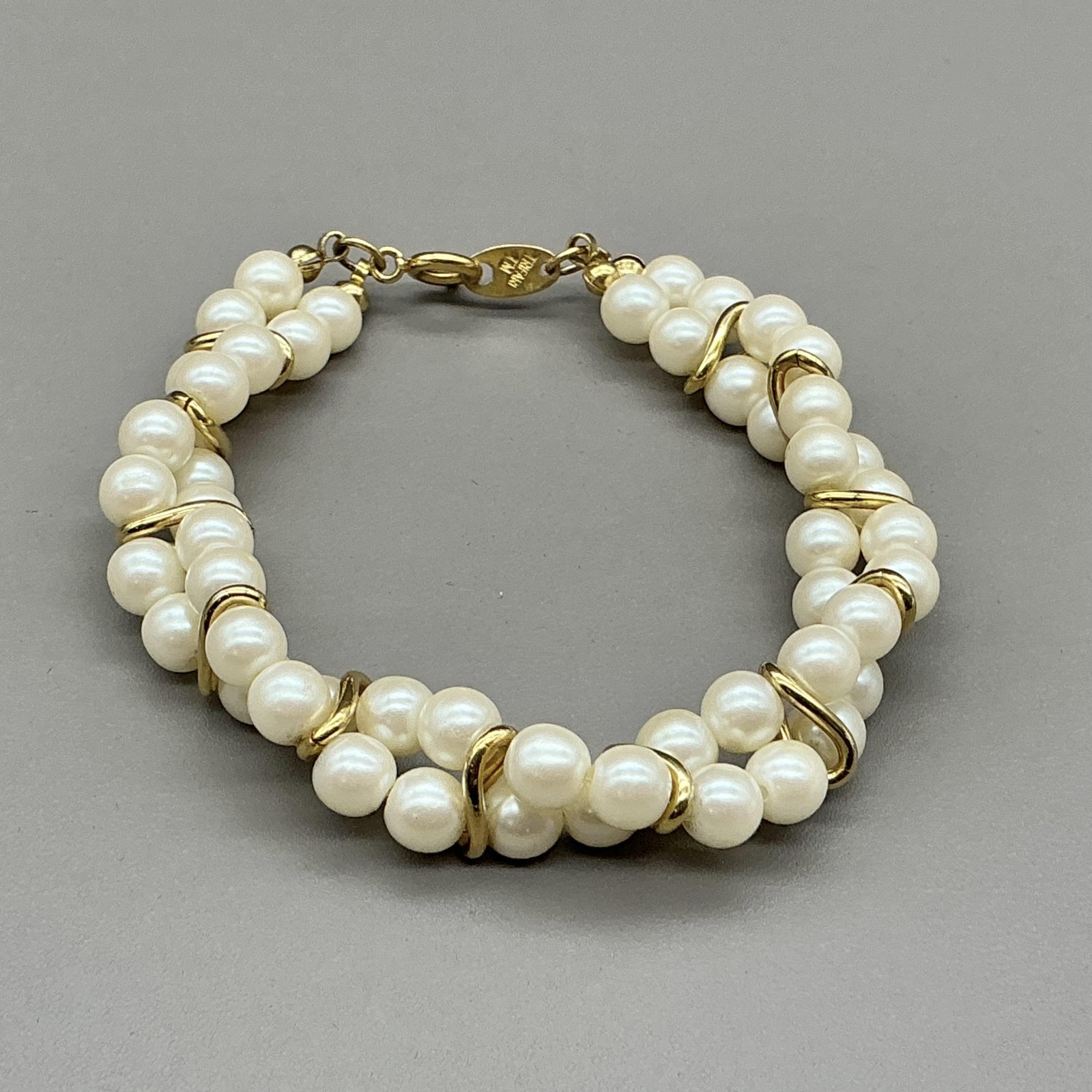 Trifari Bracelet White Imitation Pearl Gold Tone Lobster Clasp Womens Jewelry