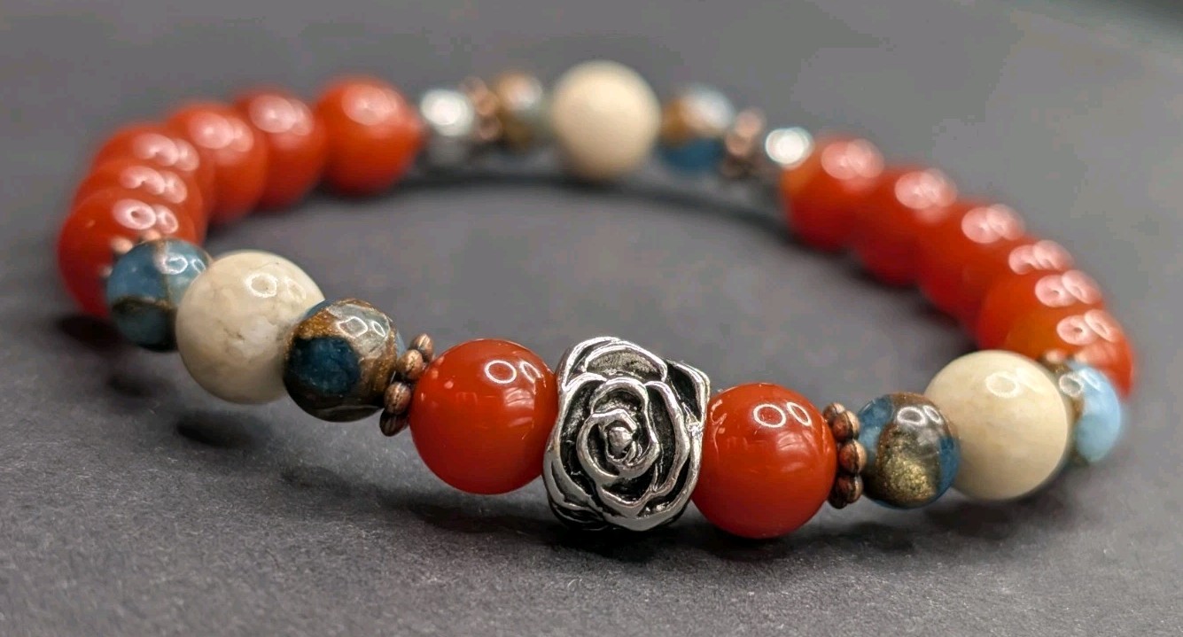 Women’s Stylish Boho Flower 8mm Mixed Beaded Stretch Bracelet (17cm) S/M Wrist