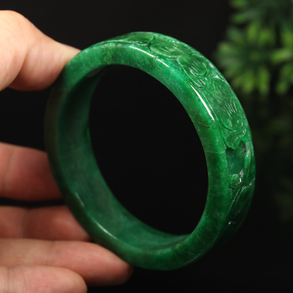 62mm Emerald Green Jadeite Jade Bangle Bracelet Hand-carved Ruyi Rabbit A-14943