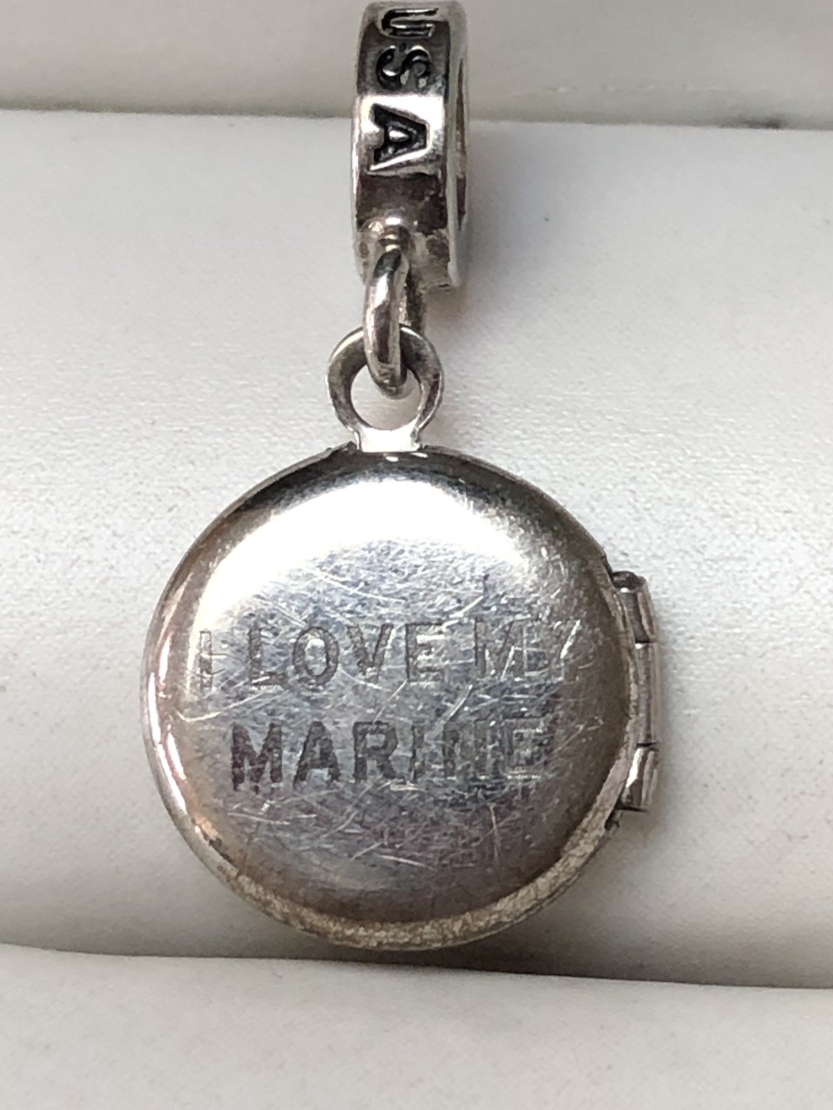 KAY JEWELERS Charmed Memories United States MARINE Corps **Locket** Dangle Charm