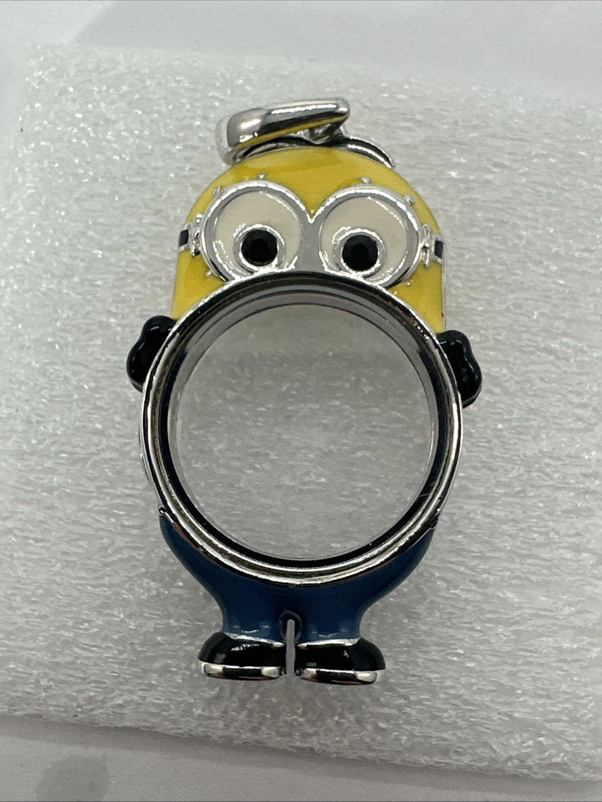 Origami Owl Despicable Me 1.5” Minion Locket For Necklace DM3 LK1032 No Charms