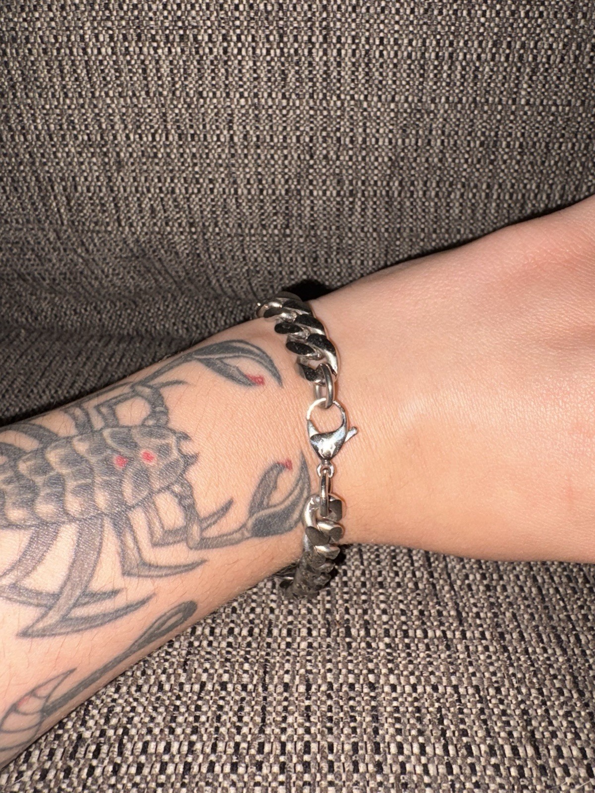 Hard Jewelry Stainless Steel Cuban Link Chain Bracelet 8 in Silver Lobster