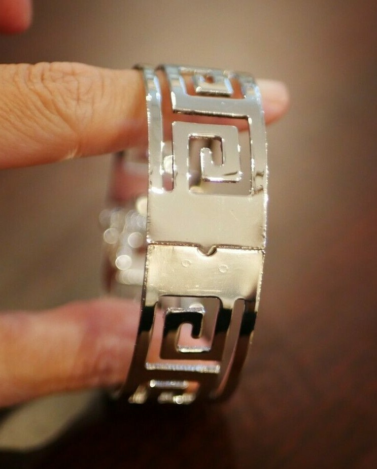 NEW Women’s Fashion Cuff Hinge Bracelet Bangle jewelry Greek Key Silver