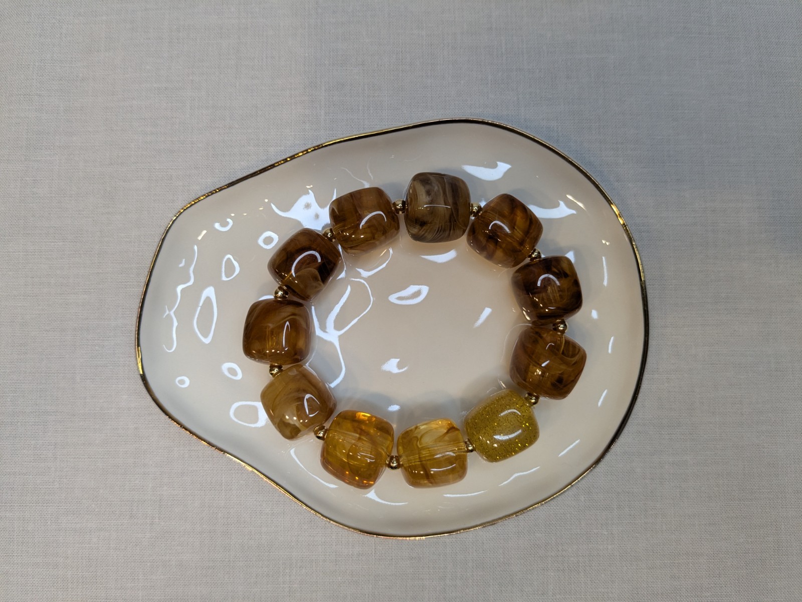 Light Amber Lumi Cube Acrylic Square Bead Stretch Bracelet – Abeni Adornments