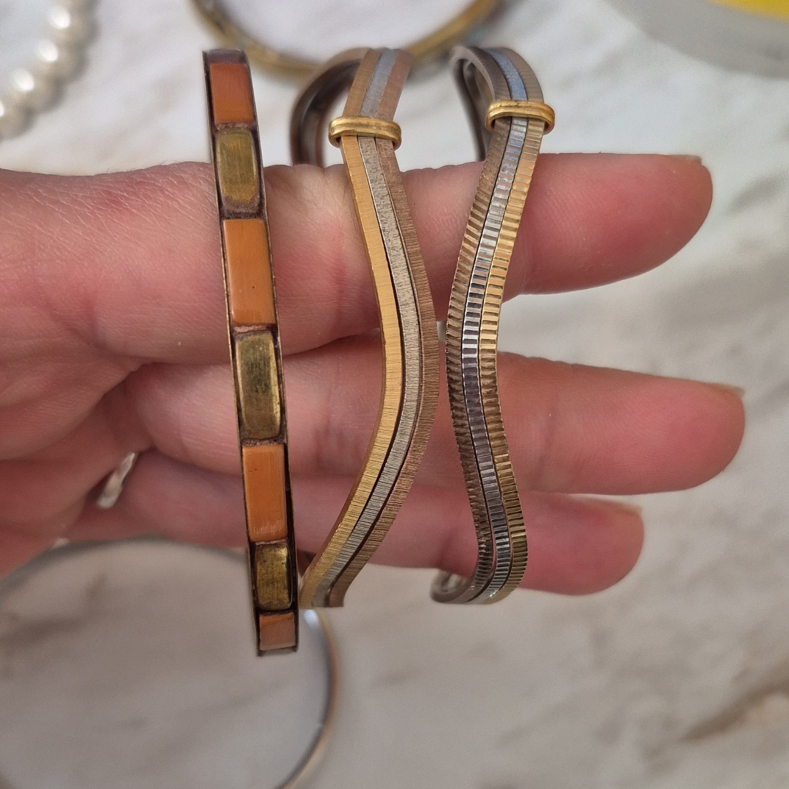 Stackable Mixed Bracelet Lot: Bangles & Cuffs, Faux Pearl, COSTUME JEWLERY!! 🎉