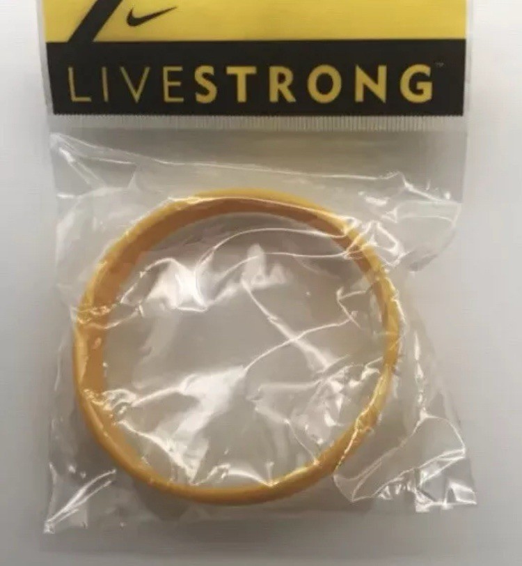 LIVESTRONG LIVE STRONG 100% AUTHENTIC BRACELET Youth