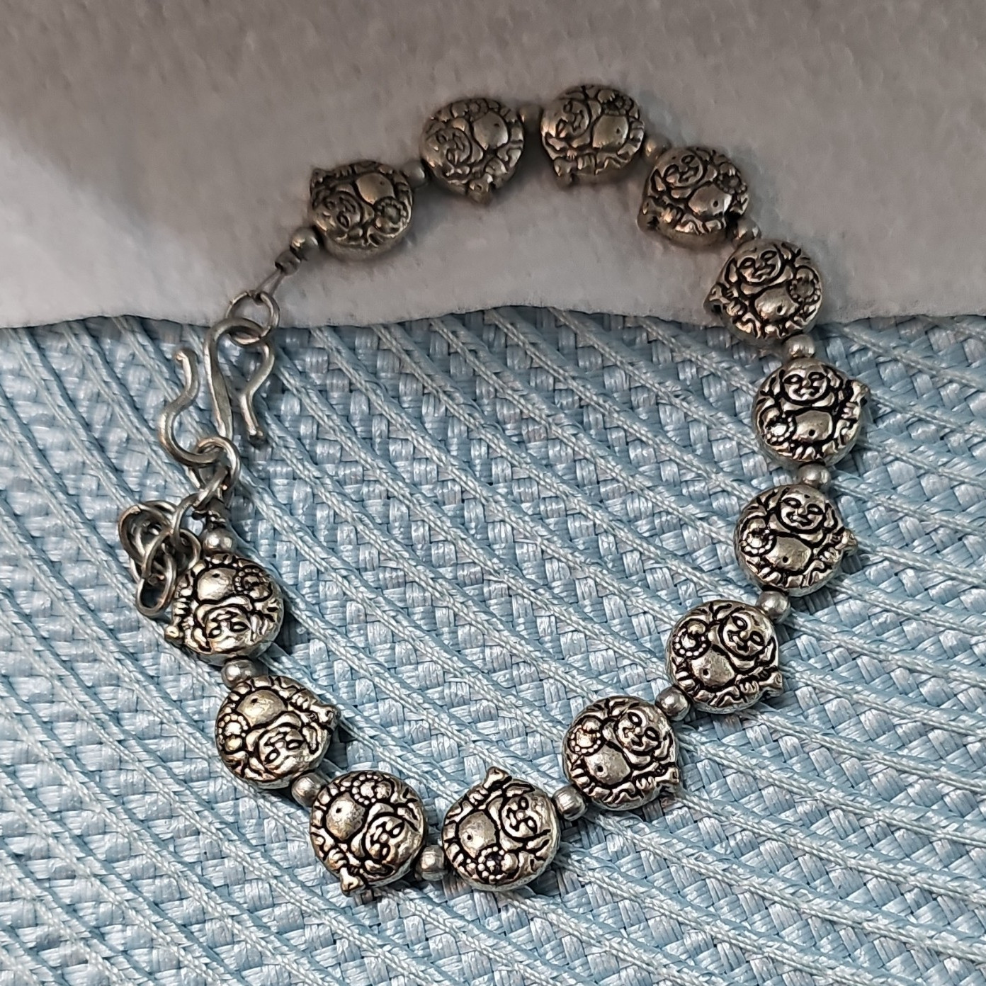 Silver Tone Round Charm Link Chain Bracelet Dangle, Wire Hook Clasp