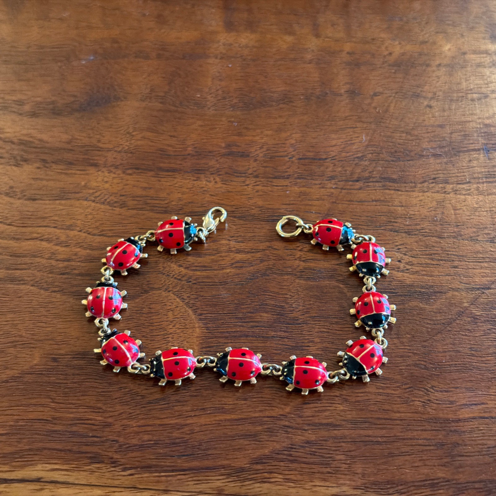 Y2K Red Enamel Ladybug Bracelet Gold Tone Rhinestone Flower Charm Stretch 7 Inch