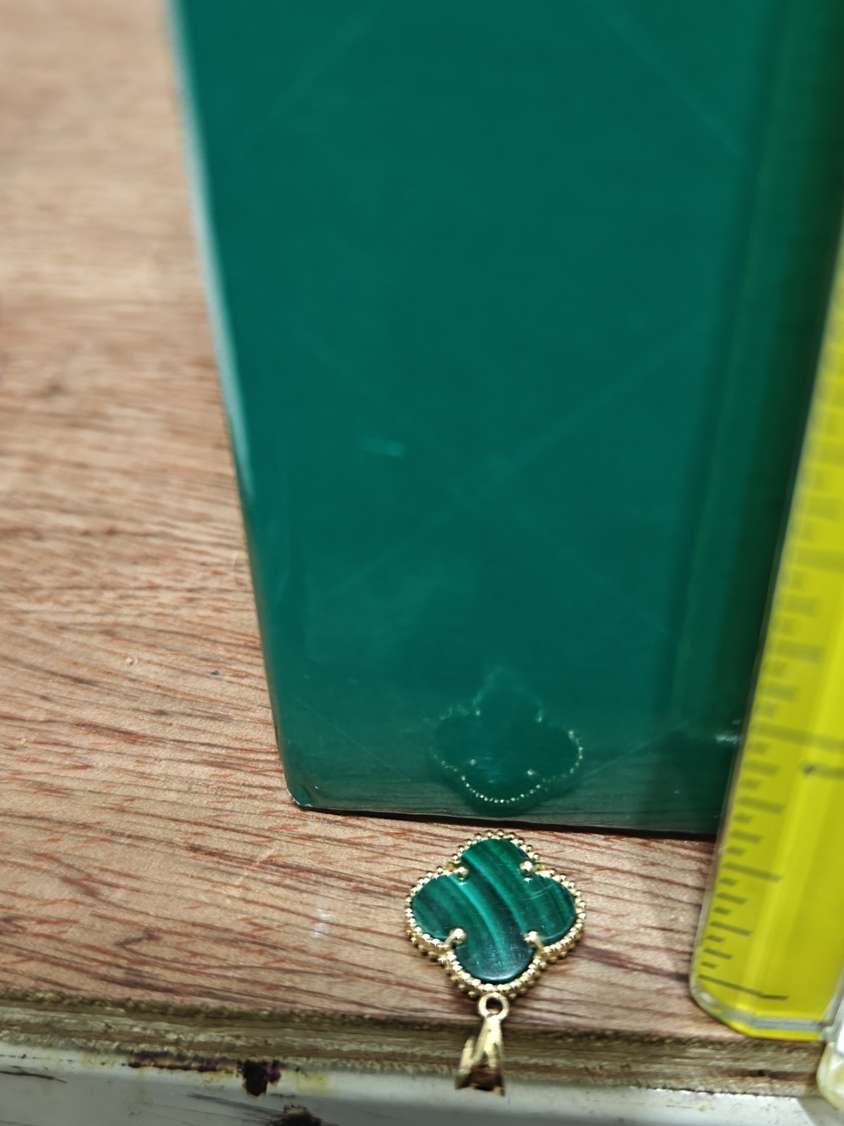 14K Gold Tone Green Clover Charm Pendant, 1.3g