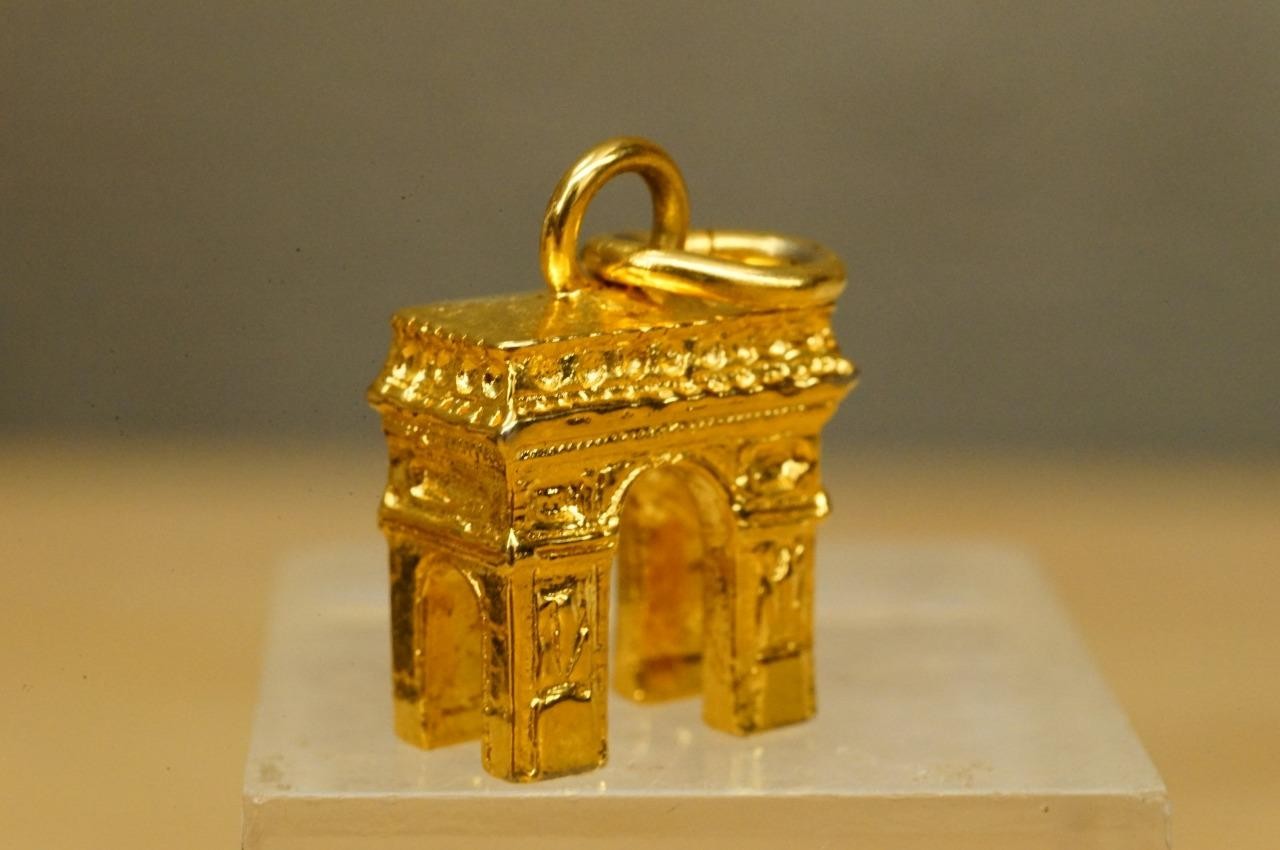 Vintage Travel Souvenir Charm Jewelry For Bracelet Arch de Triomphe Paris France