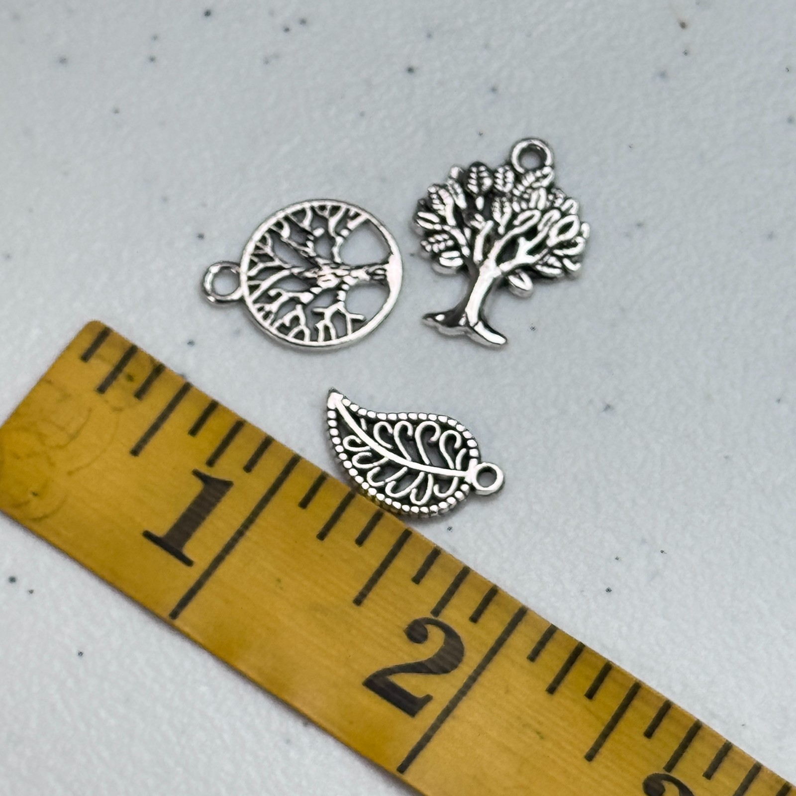 Silver Tone Tree of life leaf leaves Bracelet Charms Pendant set 3 1583-8a