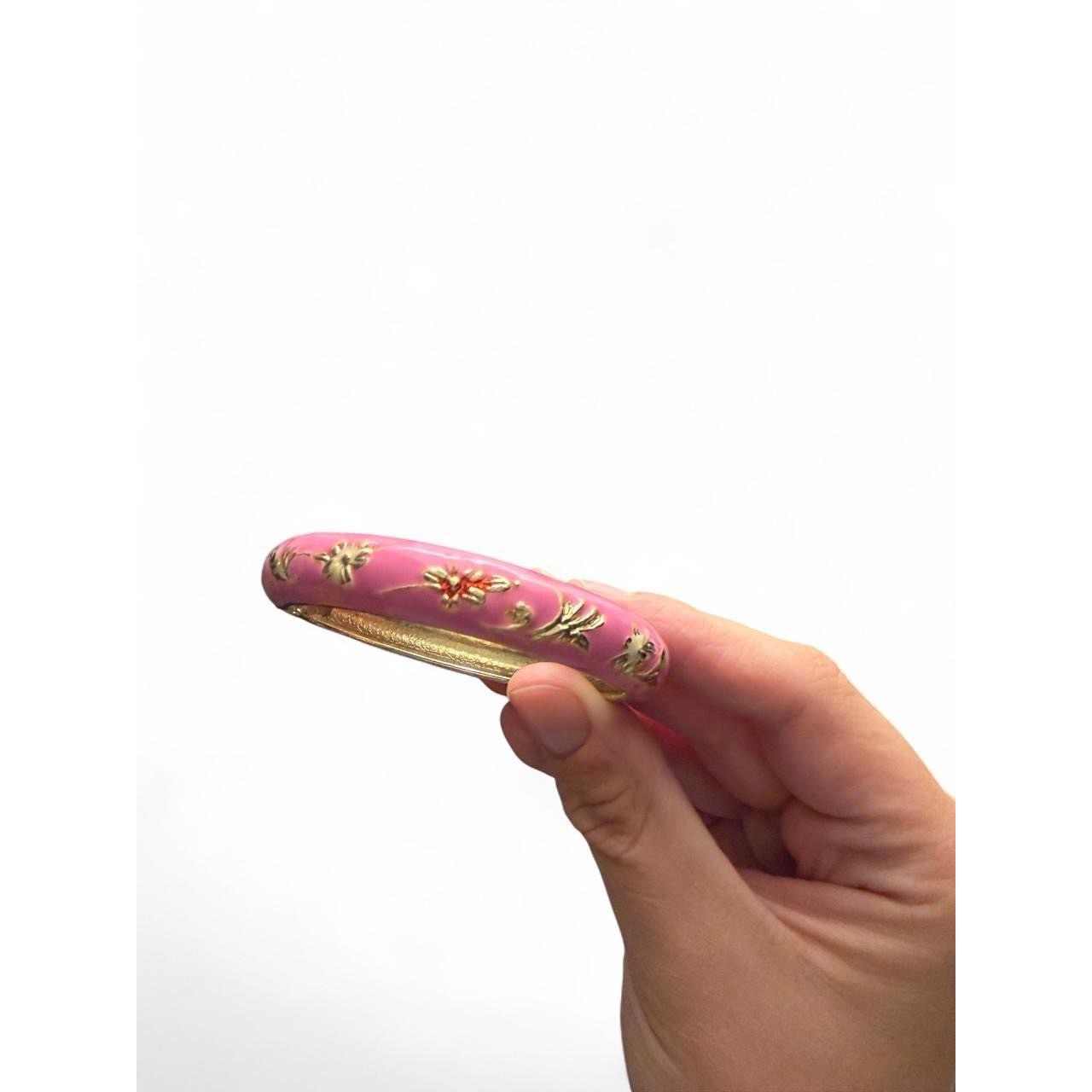 Vintage Style Pink Enamel Floral Hinged Bangle Bracelet Gold Tone Botanical